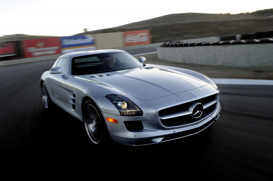  Mercedes-Benz SLS AMG 2010 года  (фото 308 из 526)